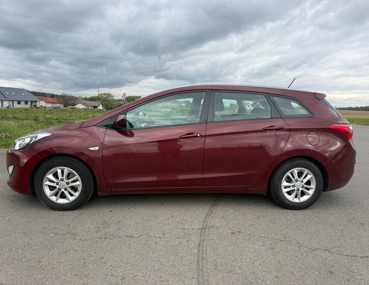 Hyundai i30 Kombi 1,6 l 81 kw