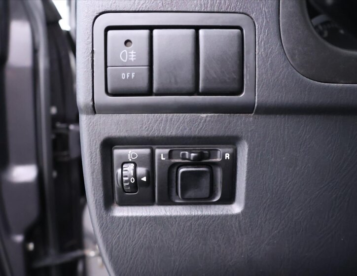 Suzuki Jimny SUV / Terénní 1,3 l 63 kw