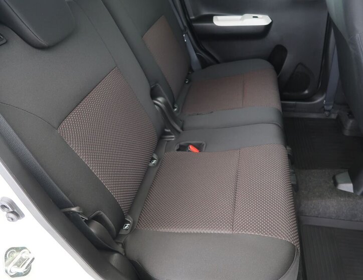 Suzuki Ignis SUV 1,2 l 66 kw