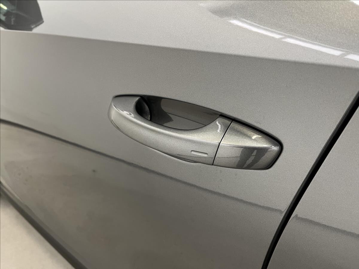 Škoda Fabia Hatchback 999,0 85 kw