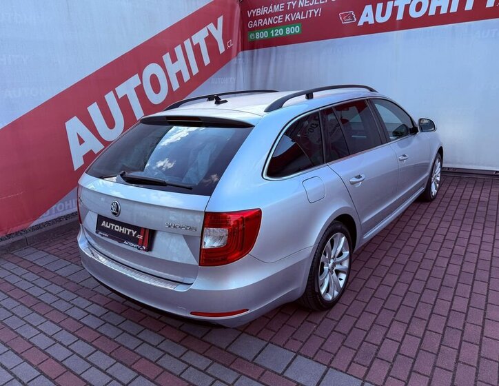 Škoda Superb Kombi 2,0 l 103 kw