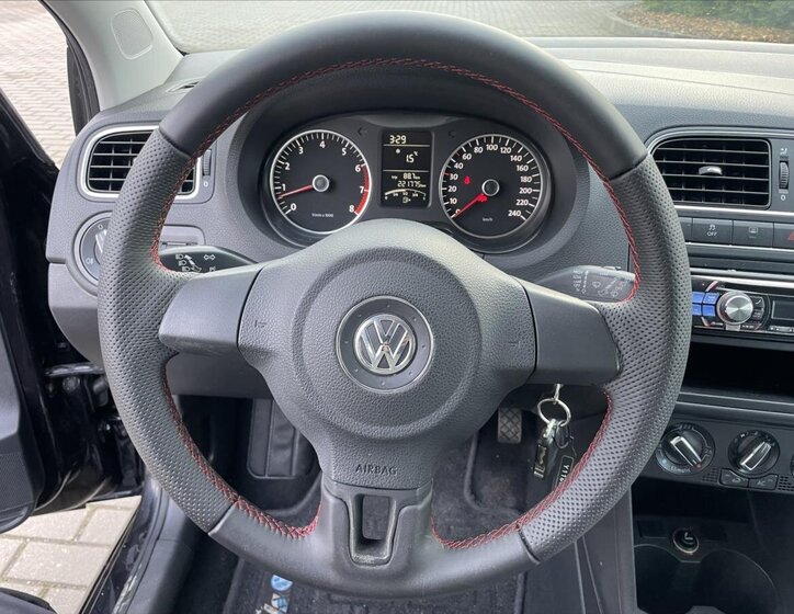 Volkswagen Polo 15