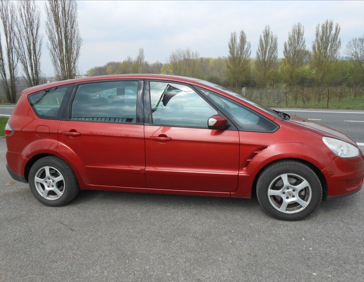 Ford S-MAX Kombi 2,0 l 107 kw