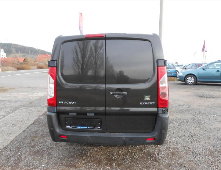 Peugeot Expert 6