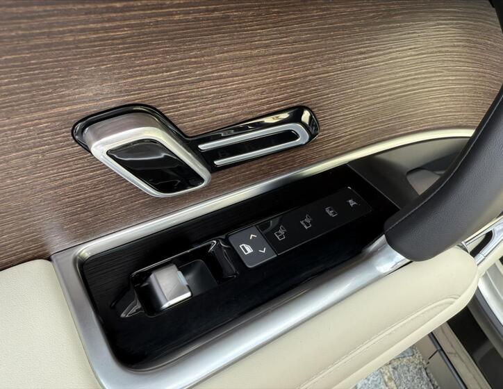 Land Rover Range Rover 18