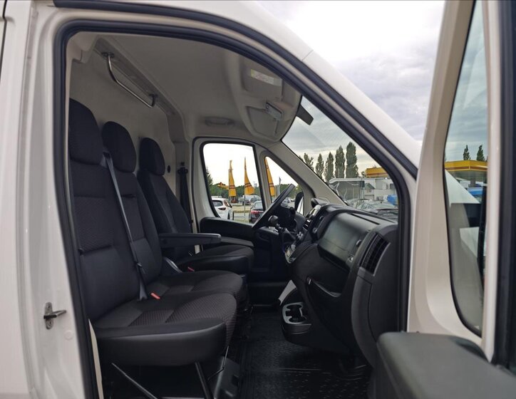 Citroën Jumper Skříň 2,2 l 103 kw