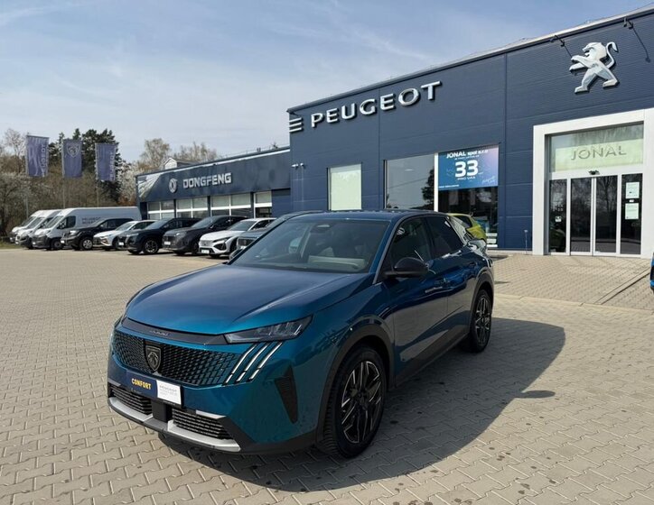 Peugeot 3008 SUV / Terénní 1,2 l 107 kw
