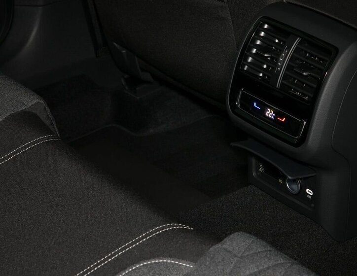 Volkswagen Passat 16