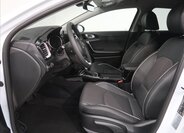 KIA XCeed CUV / Crossover 1,5 l 103 kw
