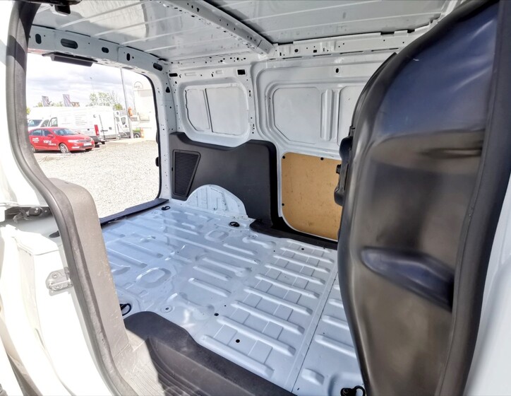 Ford Transit Connect 17