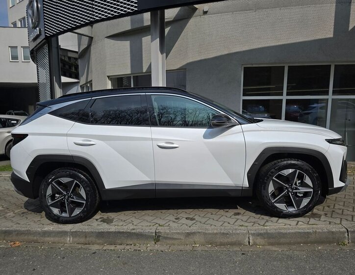 Hyundai Tucson SUV / Terénní 1,6 l 117 kw