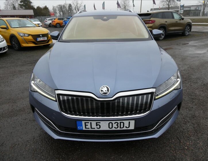 Škoda Superb Kombi 1,4 l 160 kw