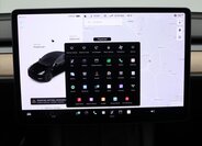 Tesla Model Y SUV / Terénní 0,0 378 kw