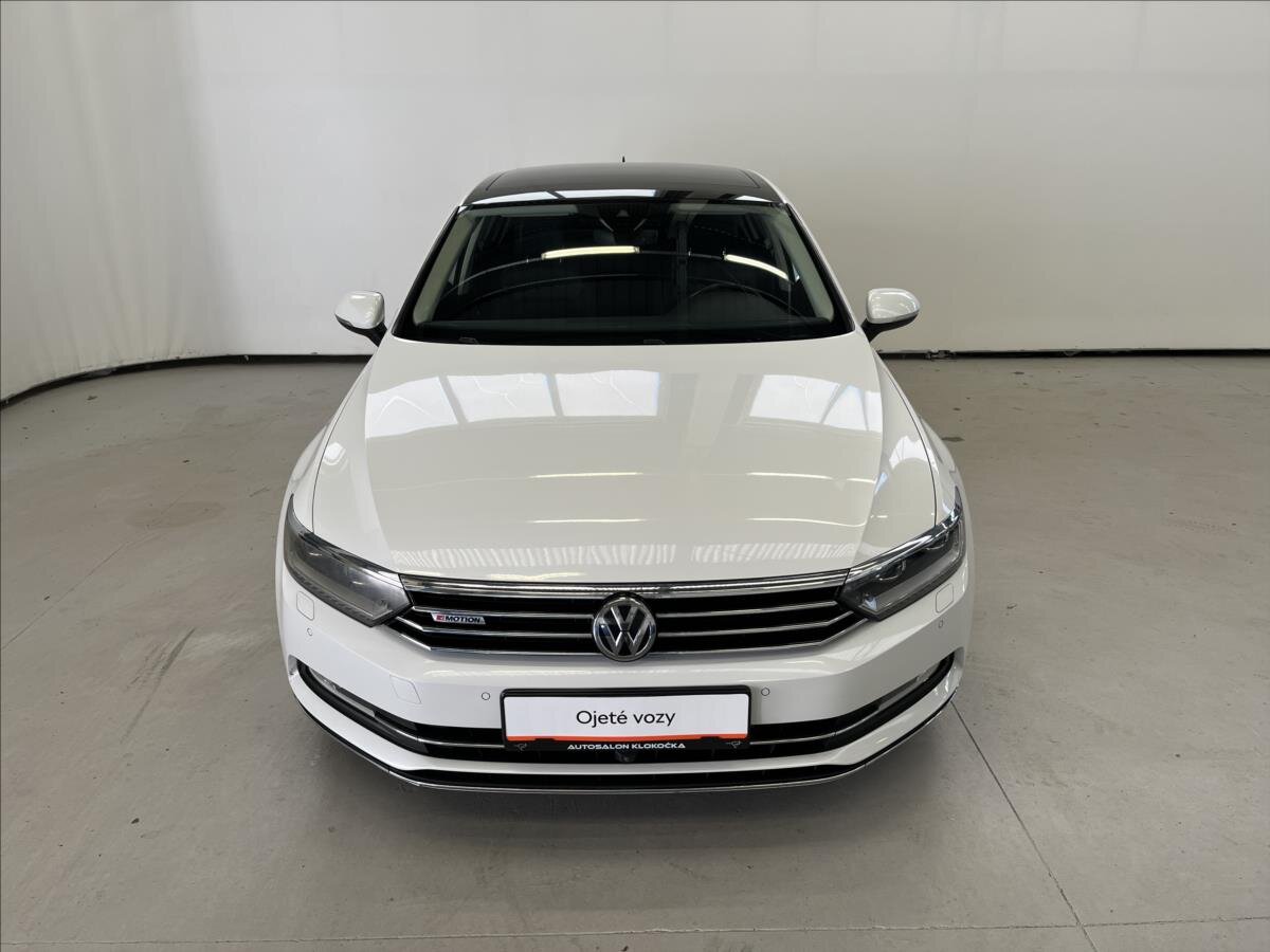 Volkswagen Passat Sedan 2,0 l 176 kw