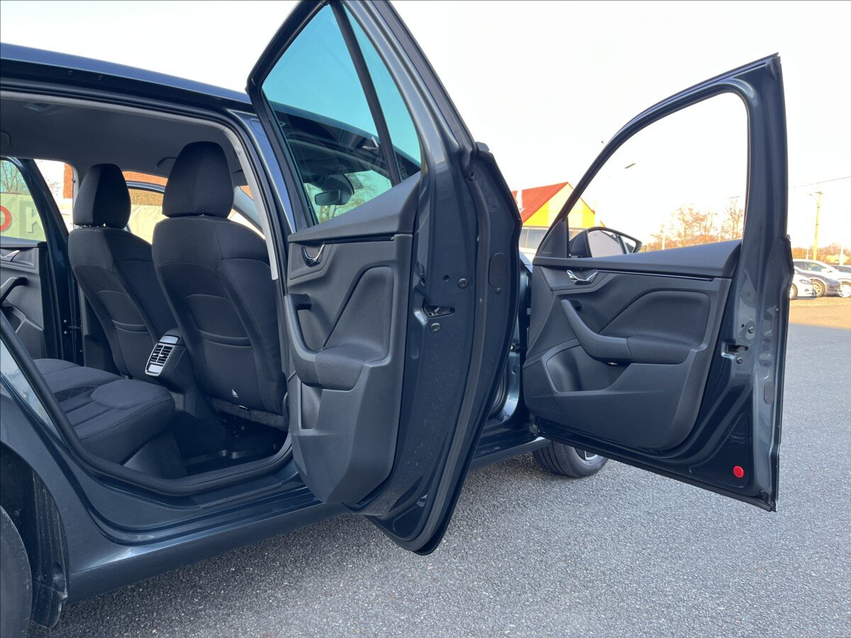 Škoda Scala Hatchback 999,0 85 kw