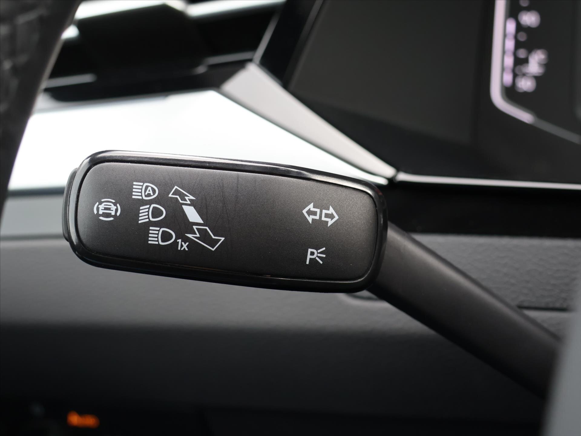 Volkswagen Arteon Kombi 2,0 l 206 kw