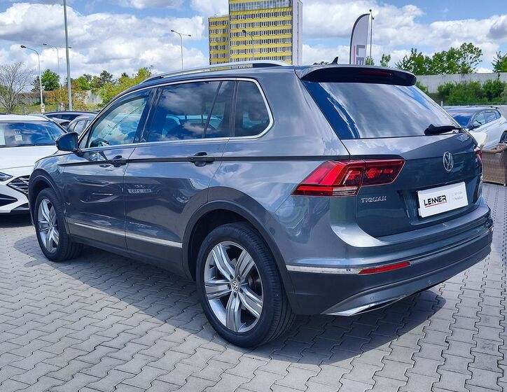 Volkswagen Tiguan 7