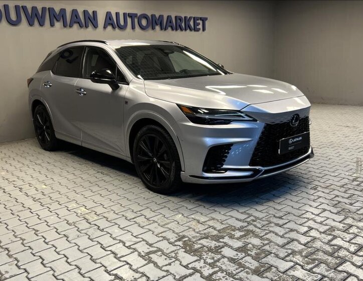 Lexus RX 500h SUV 2,4 l 273 kw