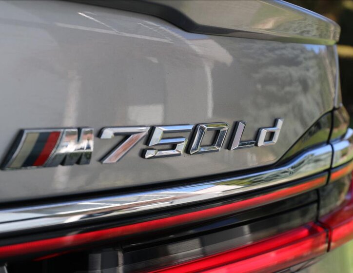 BMW Řada 7 Sedan / Limuzína 3,0 l 294 kw