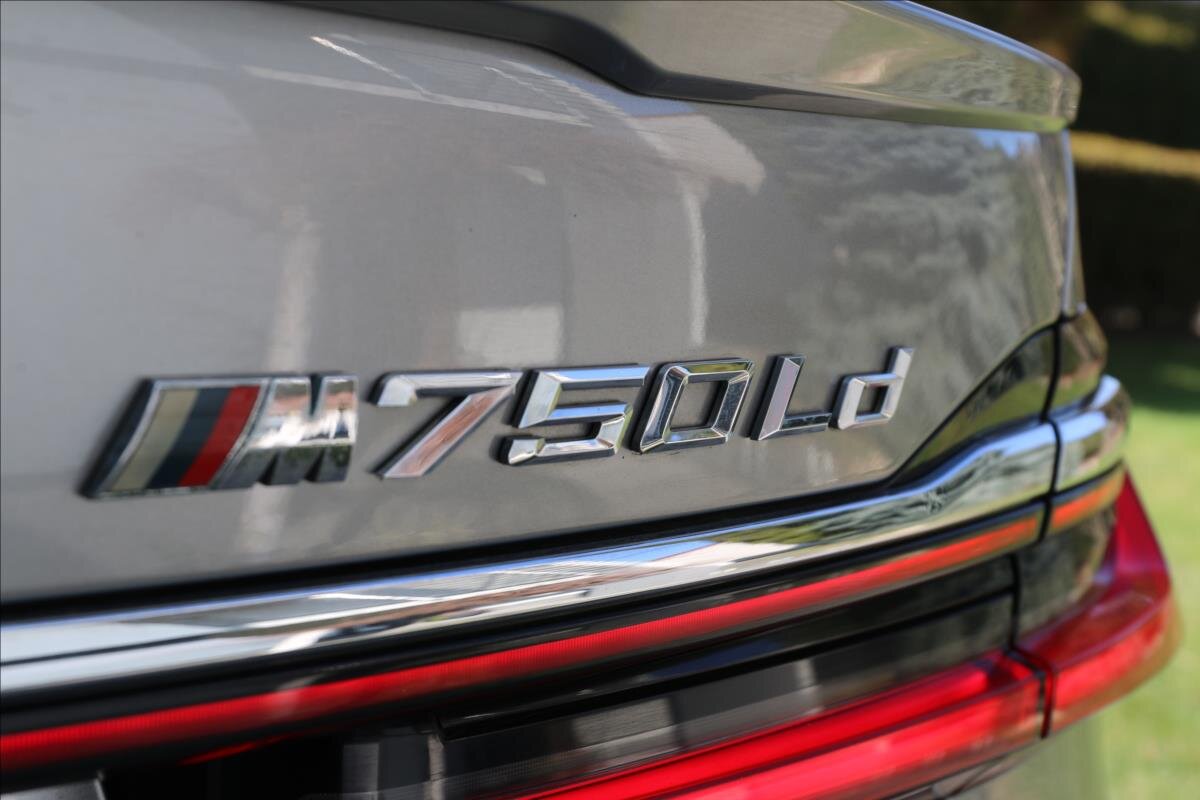 BMW Řada 7 Sedan / Limuzína 3,0 l 294 kw