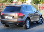 Volkswagen Touareg 2