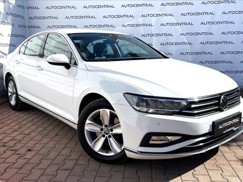 Volkswagen Passat Sedan / Limuzína 2,0 l 147 kw