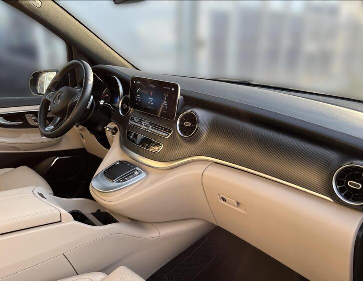 Mercedes-Benz Třídy V 14