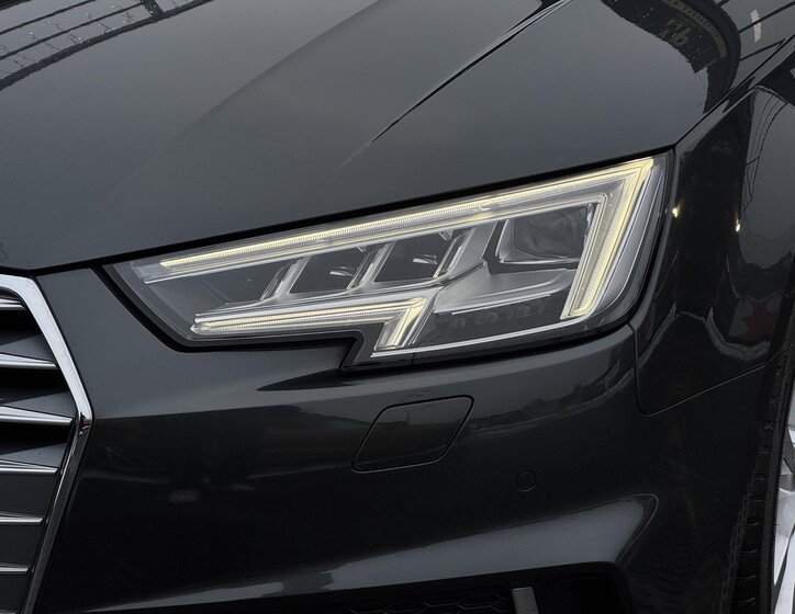 Audi A4 Kombi 2,0 l 140 kw