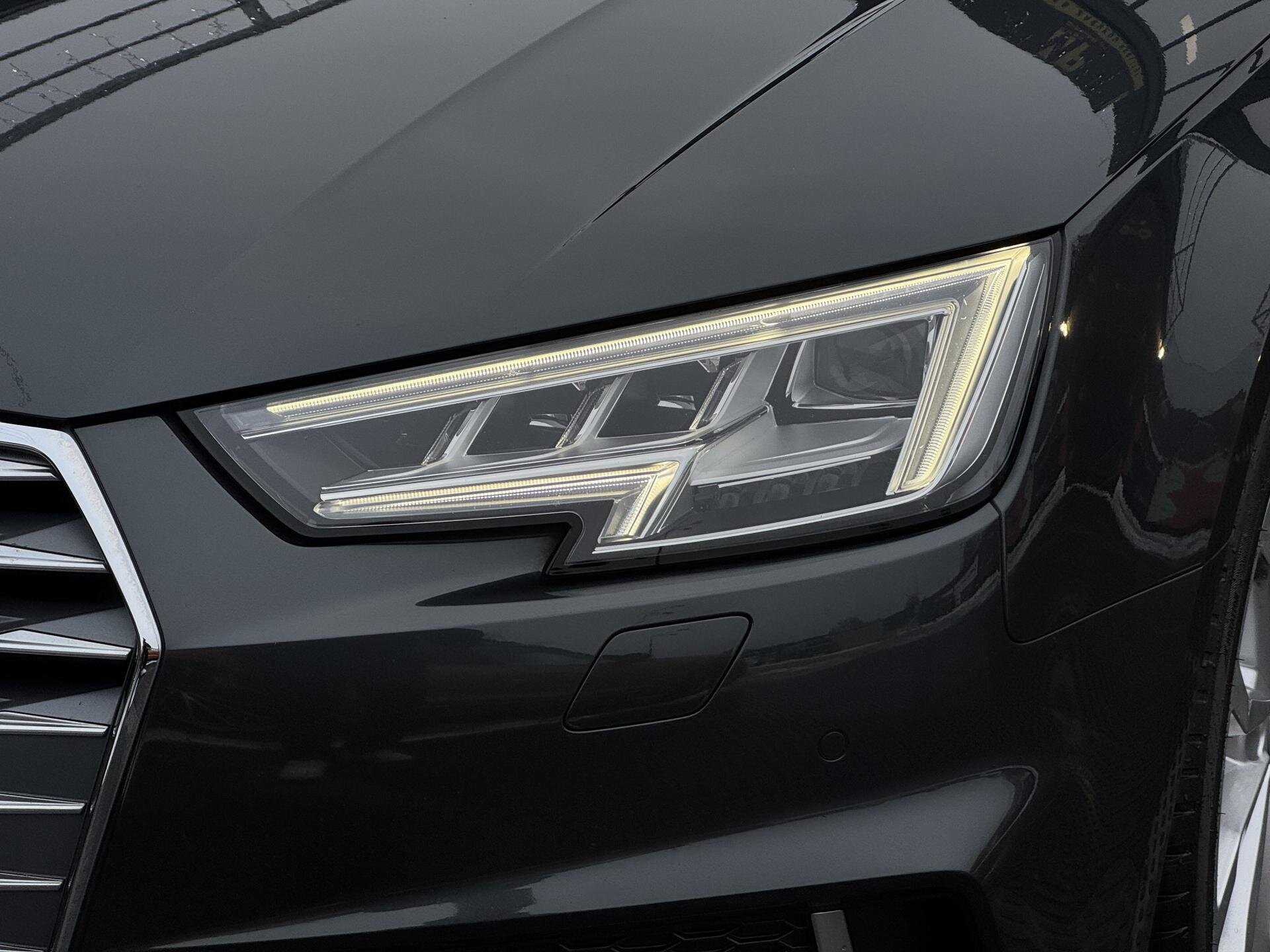 Audi A4 Kombi 2,0 l 140 kw