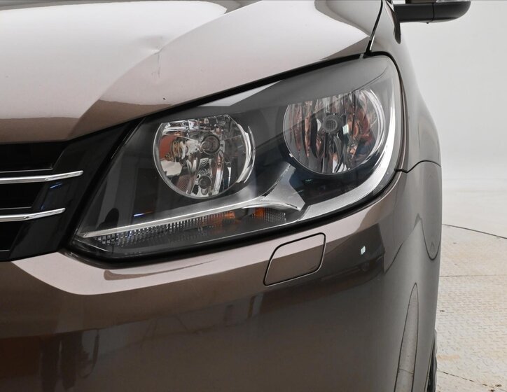 Volkswagen Touran MPV 1,6 l 77 kw