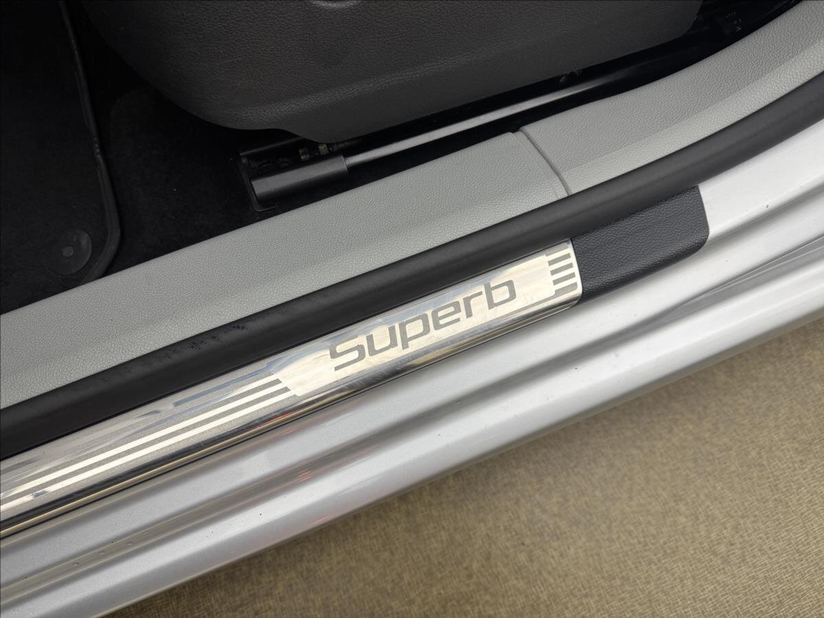 Škoda Superb Kombi 2,0 l 103 kw