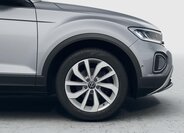 Volkswagen T-Roc 4