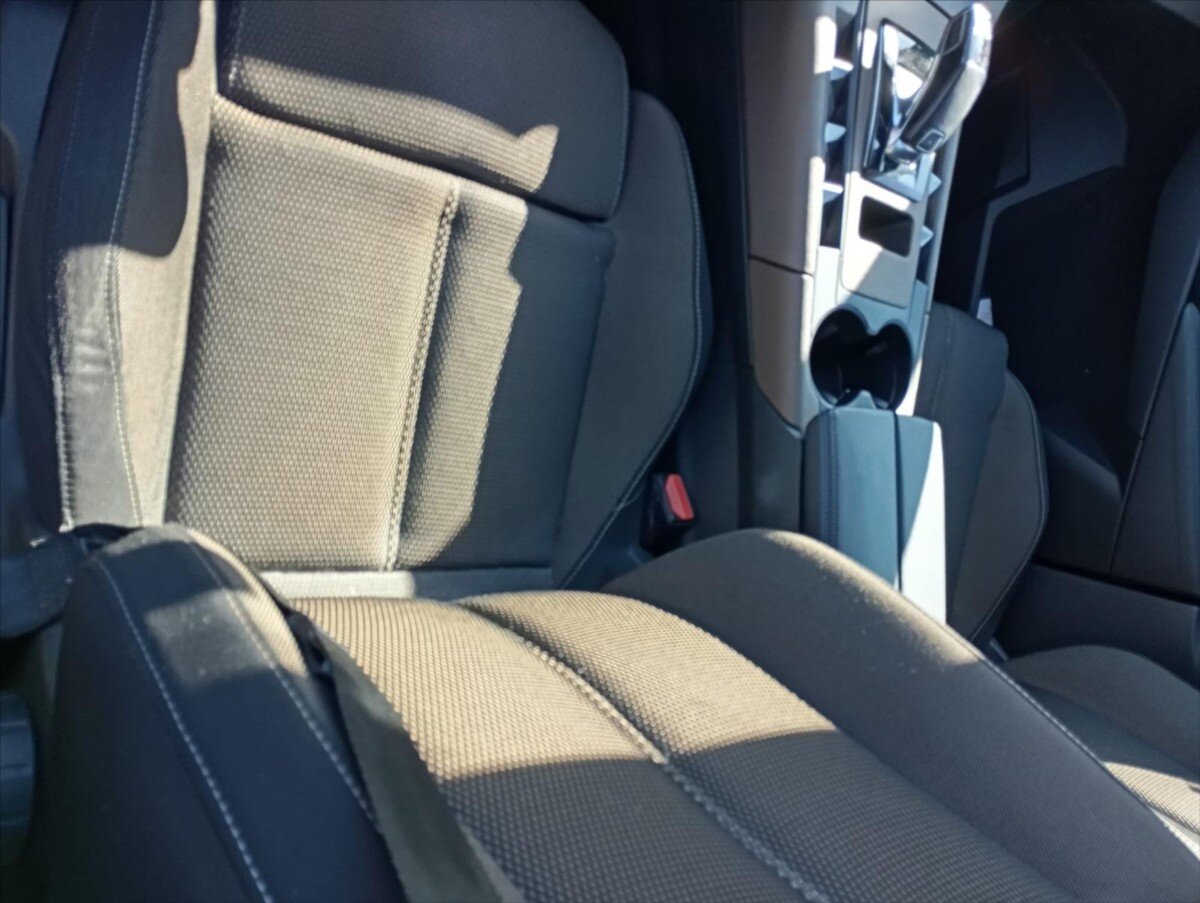 DS Automobiles DS7 Crossback Kombi 2,0 l 130 kw