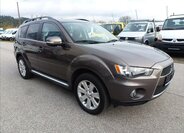 Mitsubishi Outlander 6