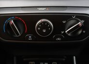 Hyundai i20 Hatchback 1,2 l 61 kw