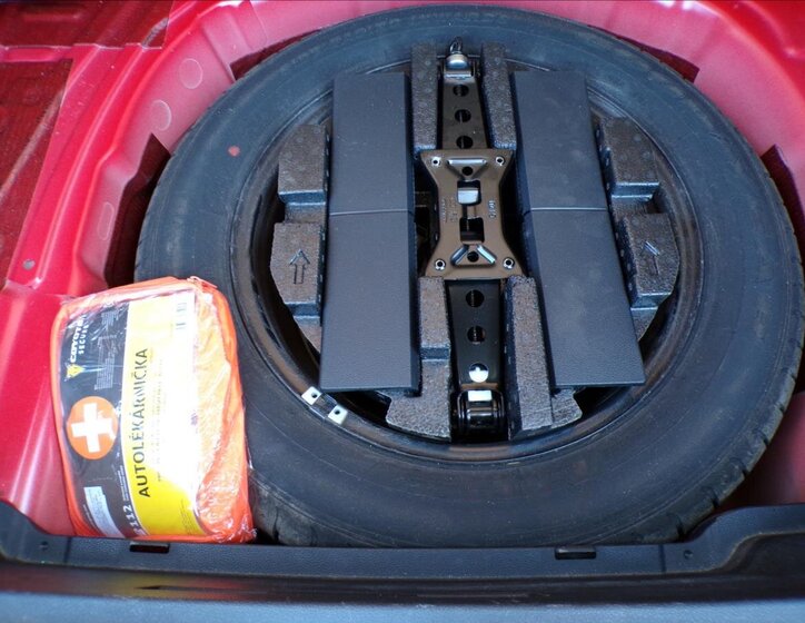 Škoda Kamiq Hatchback 999,0 70 kw