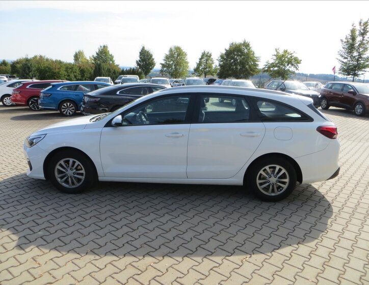 Hyundai i30 Kombi 1,6 l 85 kw