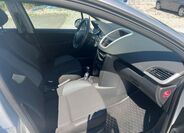 Peugeot 207 9