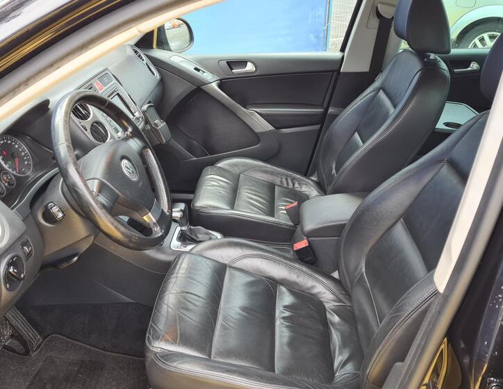 Volkswagen Tiguan 7