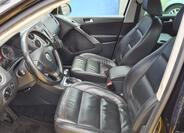 Volkswagen Tiguan 7
