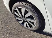 Volkswagen Touran 20