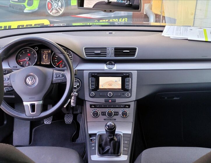 Volkswagen Passat Kombi 1,4 l 90 kw