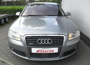 Audi A8 9