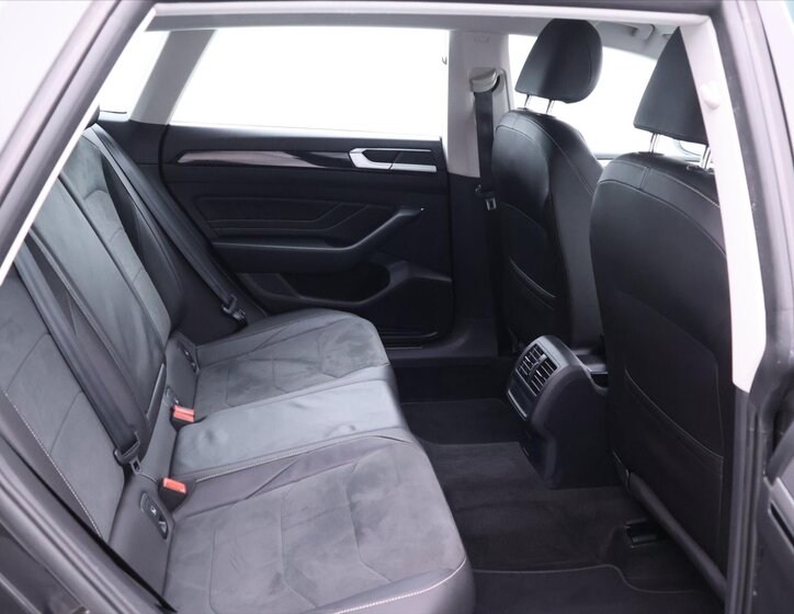 Volkswagen Arteon Kombi 2,0 l 110 kw