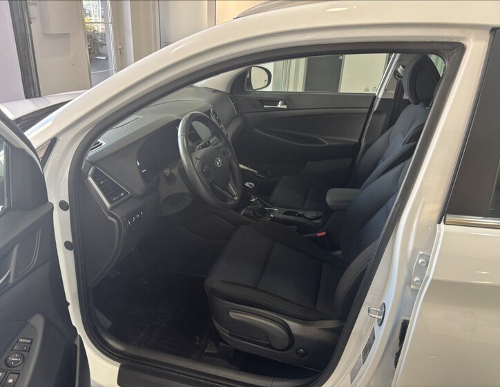 Hyundai Tucson SUV 2,0 l 100 kw