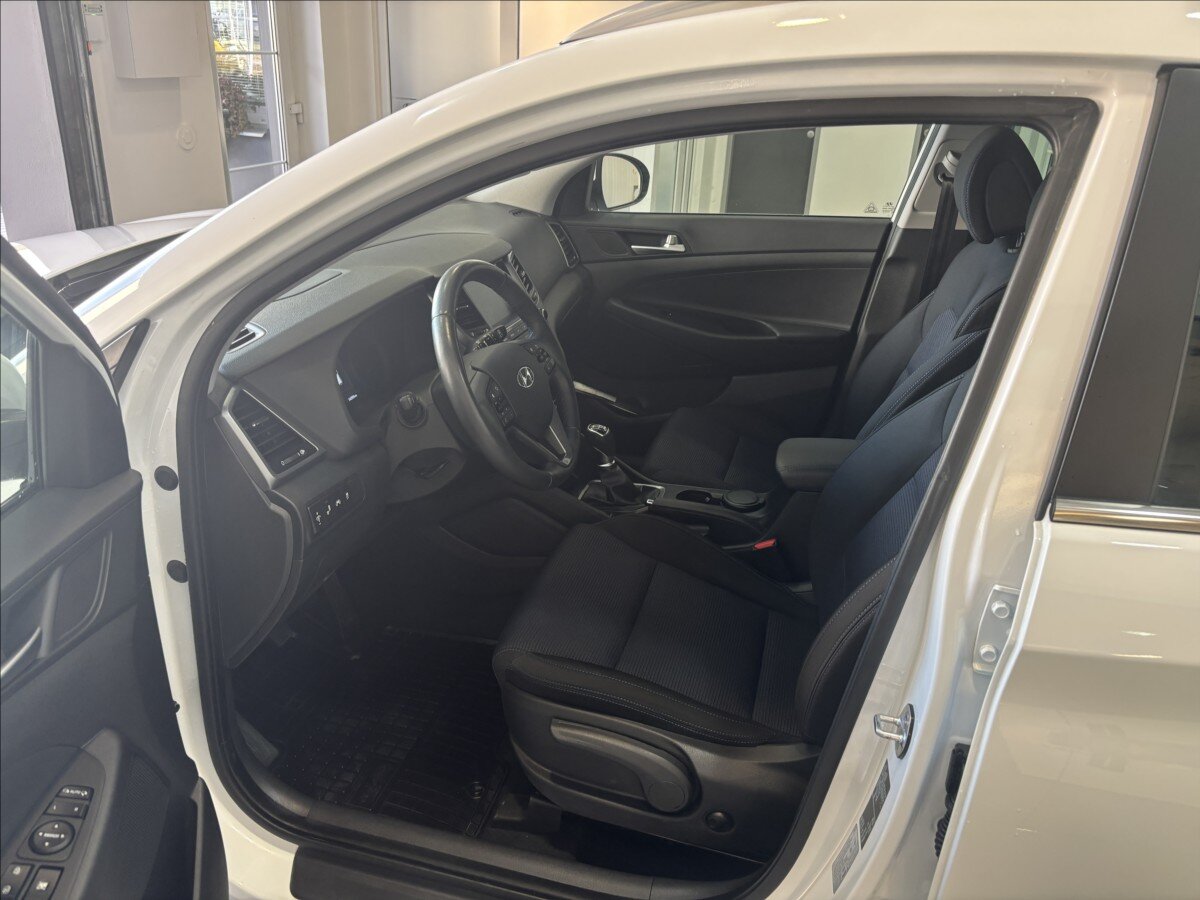 Hyundai Tucson SUV 2,0 l 100 kw