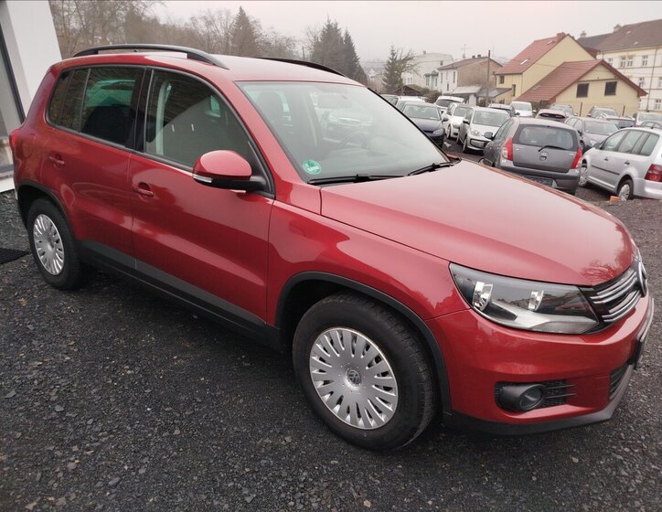 Volkswagen Tiguan SUV 2,0 l 103 kw