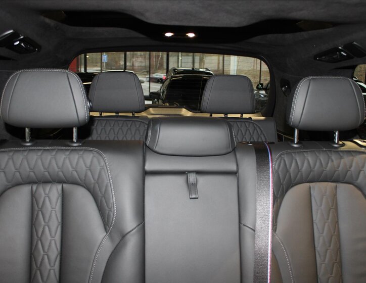 BMW X7 SUV 3,0 l 250 kw