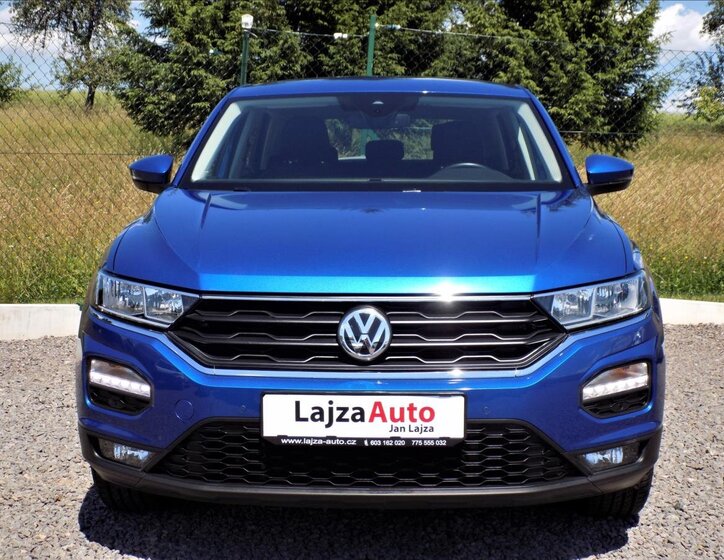 Volkswagen T-Roc SUV / Terénní 1,6 l 85 kw