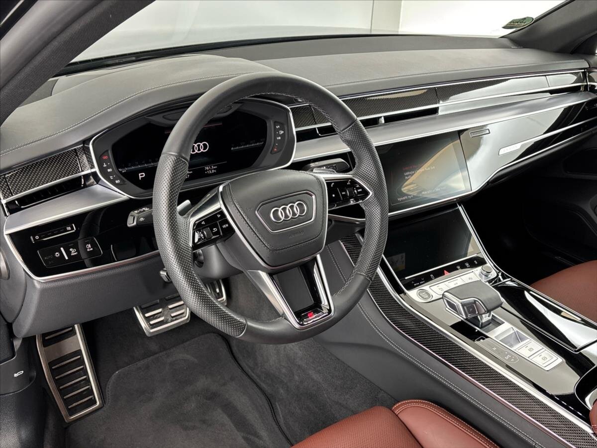 Audi A8 Sedan / Limuzína 3,0 l 210 kw